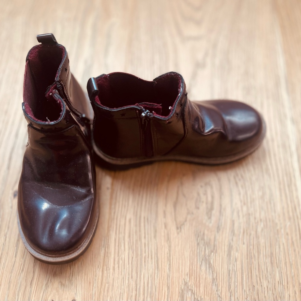 Zara Kids Velvet shiny Boots. Zara girl boots. Size 25